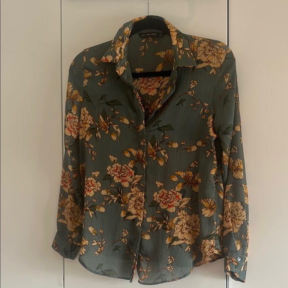 Zara Tops - Zara Green Button Down Shirt with Notched Collar and Long Sleeves